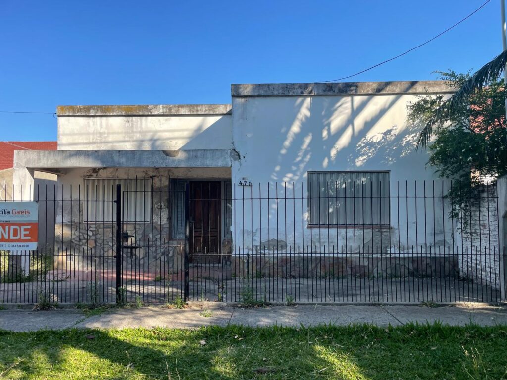 Casa a refaccionar en venta – Crespo, E.R